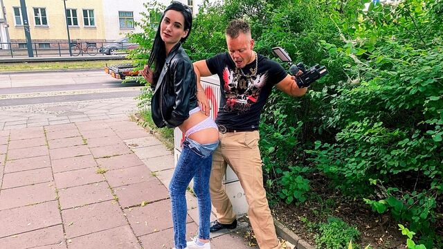 Crazy outdoor sex for money with a long-legged skinny Megan Venturi