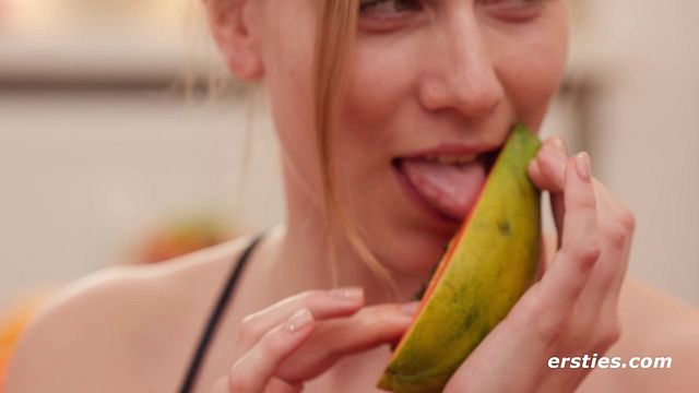 Playful kitten's lesbian pussy eating scene