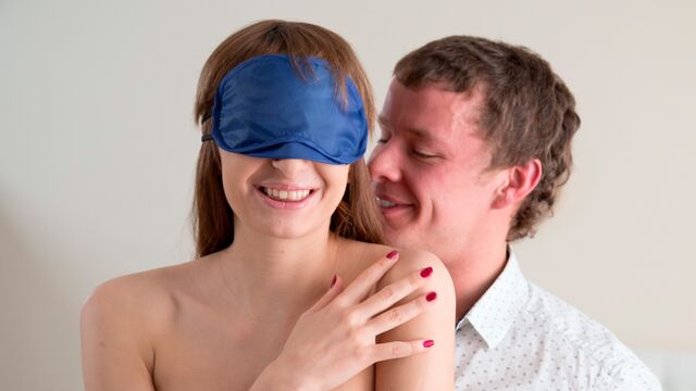 Two men are getting pleasure from hard fuck with Lola Shine