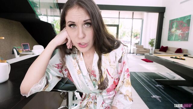 Piano player Amiee Cambridge fucked by hard young penis