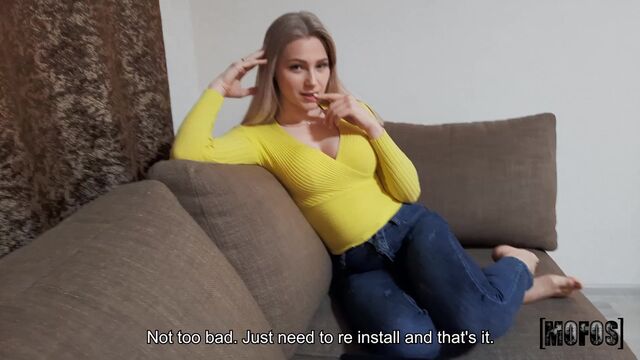 Fresh and sexy babe ToriAndNick looks great in the cowgirl pose