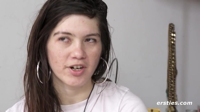 Julia W makes anal play part of her fingering session