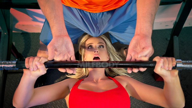 Trainer face sit