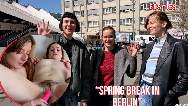 Tattooed girlfriends in sexy underwear spend spring break licking and sharing a dildo