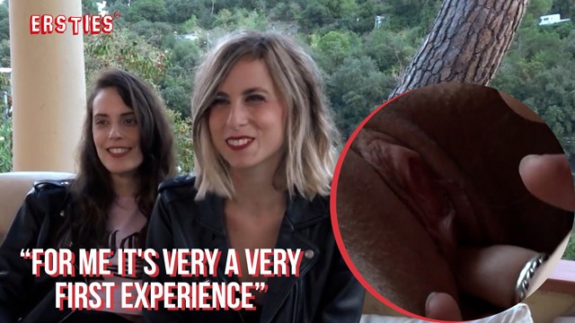 Girlfriends make out until the panties come off