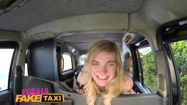 Carly Rae and Angel Long kiss in the backseat
