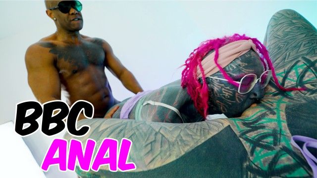 Inked Alt Girls Share a Big Black Cock