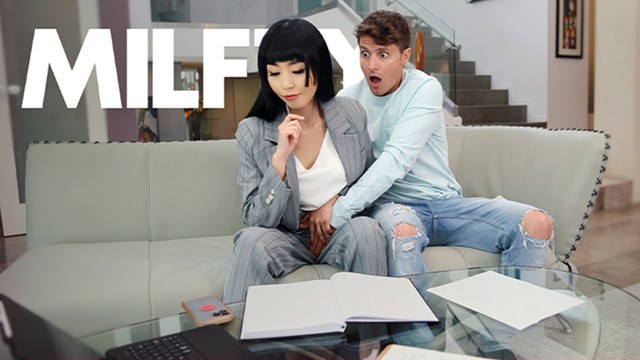 Puffy-Nippled Marica Hase Rides Jay Romero Reverse