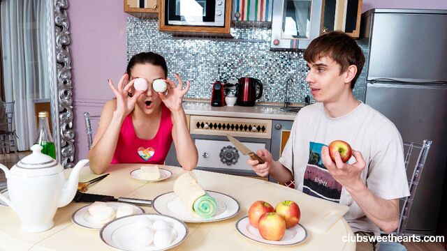 Good-looking teen Olivia Trunk likes intensive dick-riding so much