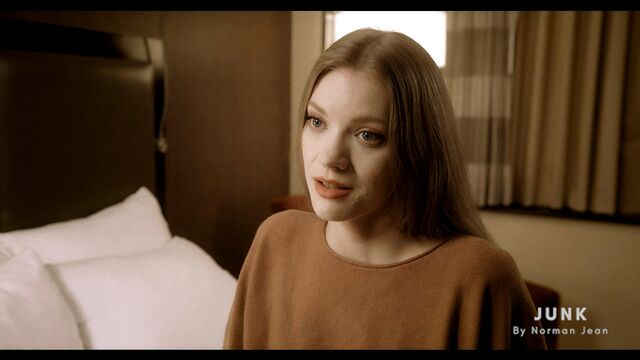 Pretty aesthetic brown-haired chick Erin Everheart nailed from behind