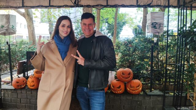 Aesthetic brunette babe Marie Berger is enjoying hard penetration