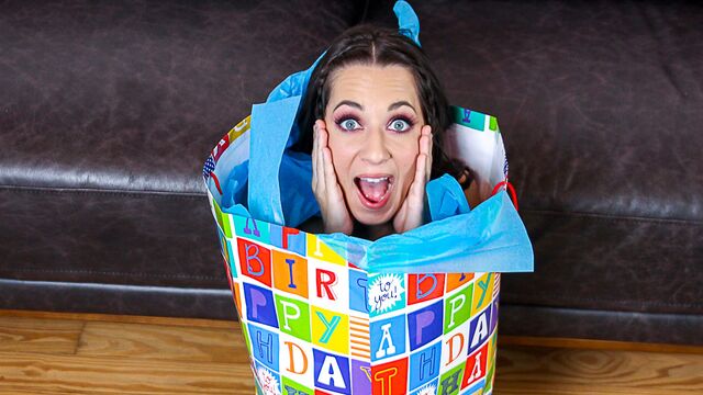 Great-looking chicks Freya Von Doom and Sweet Sophia love FFM sex