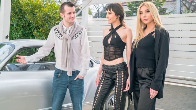 Good anal session with babes Catherine Knight and Marilyn Crystal