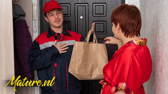 Moms Guide To Sex - bbw video