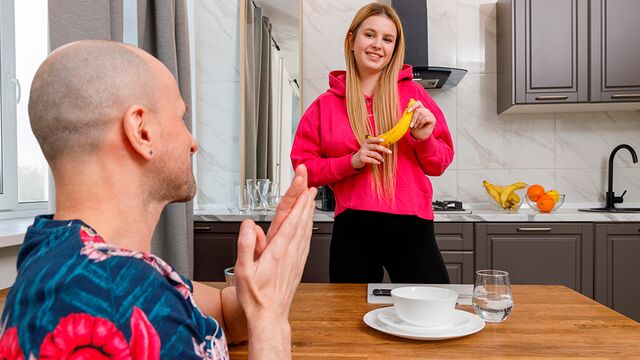 An awesome blonde model Eliz Benson likes fucking with a big dick